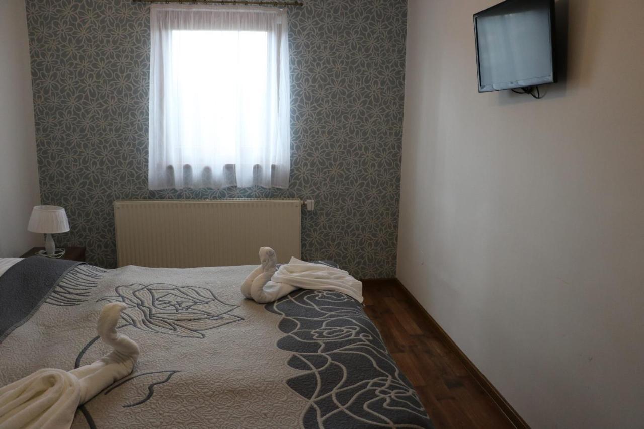 Penzion Anesis - štúdiá Turčianske Teplice Exteriér fotografie